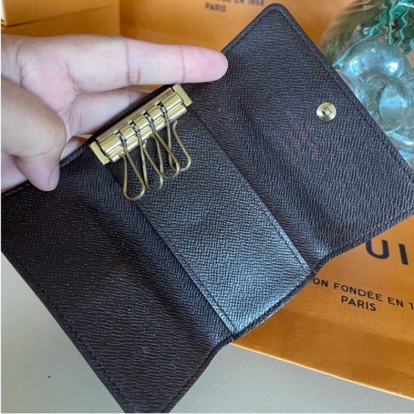 Authentic Louis Vuitton key holders ππππ€ππ€π - Picture 9 of 12
